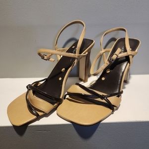 Vintage Fioni Tan & Brown Heels